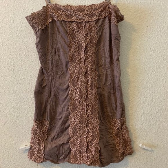Brown laced tank - Picture 1 of 2
